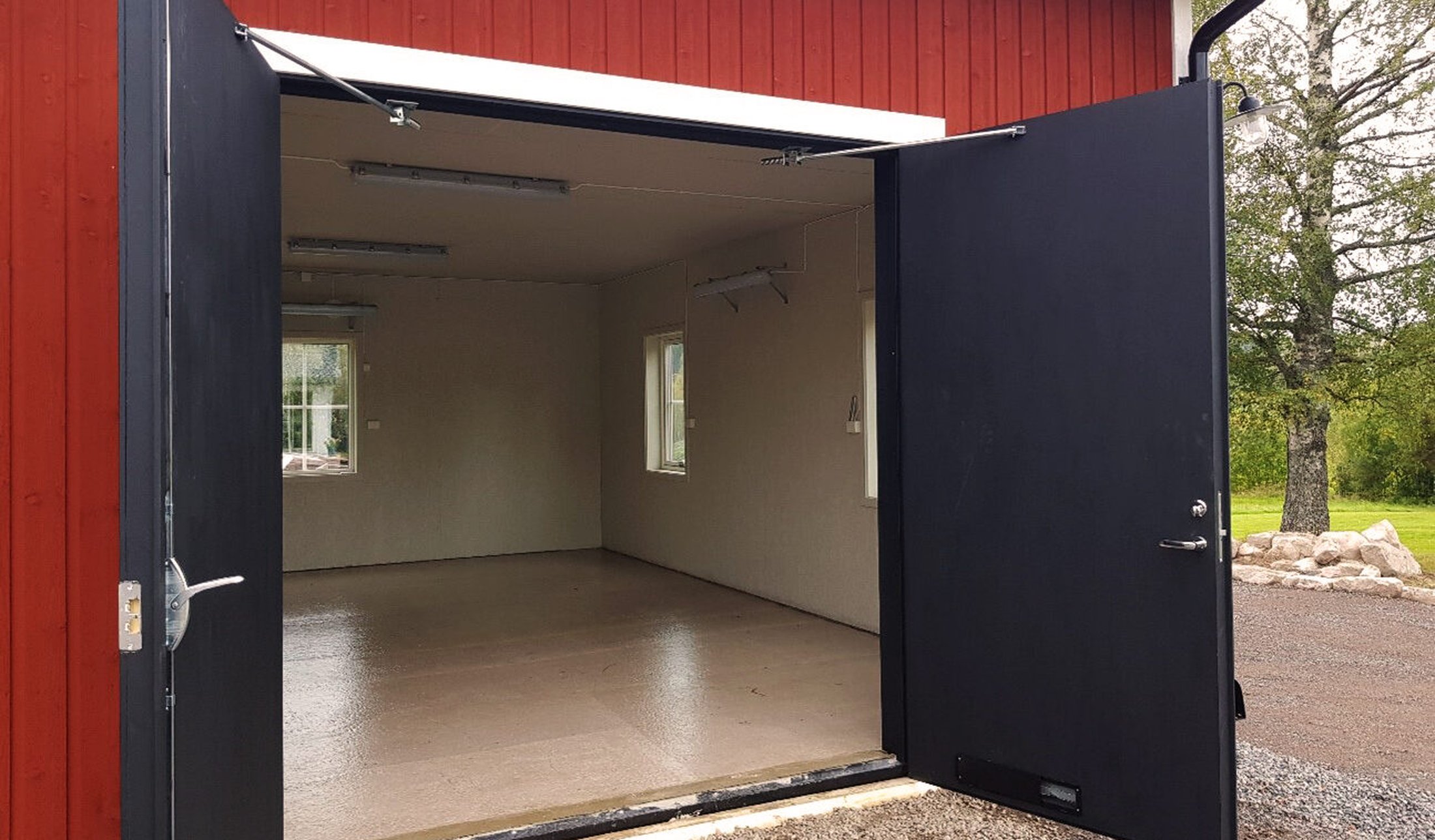 Maskinhall i lantlig stil