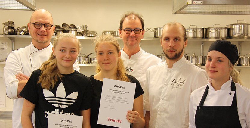 Juryn från vänster: Johan Liljegren, Orkla Food, Mats Rodenstam, <br />
Mr Gourmet och Joakim Johansson, Brasserie du Sud.<br />
 Foto: Visita