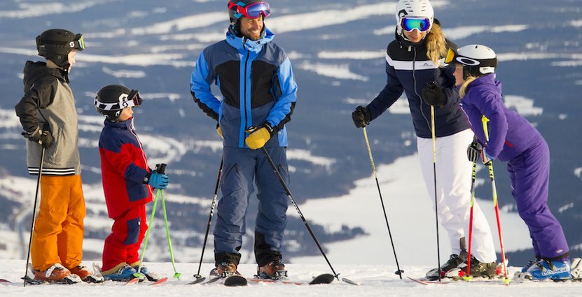 Sportlovet lockar dagligen 13 000–15 000 skidgäster till Åre. 