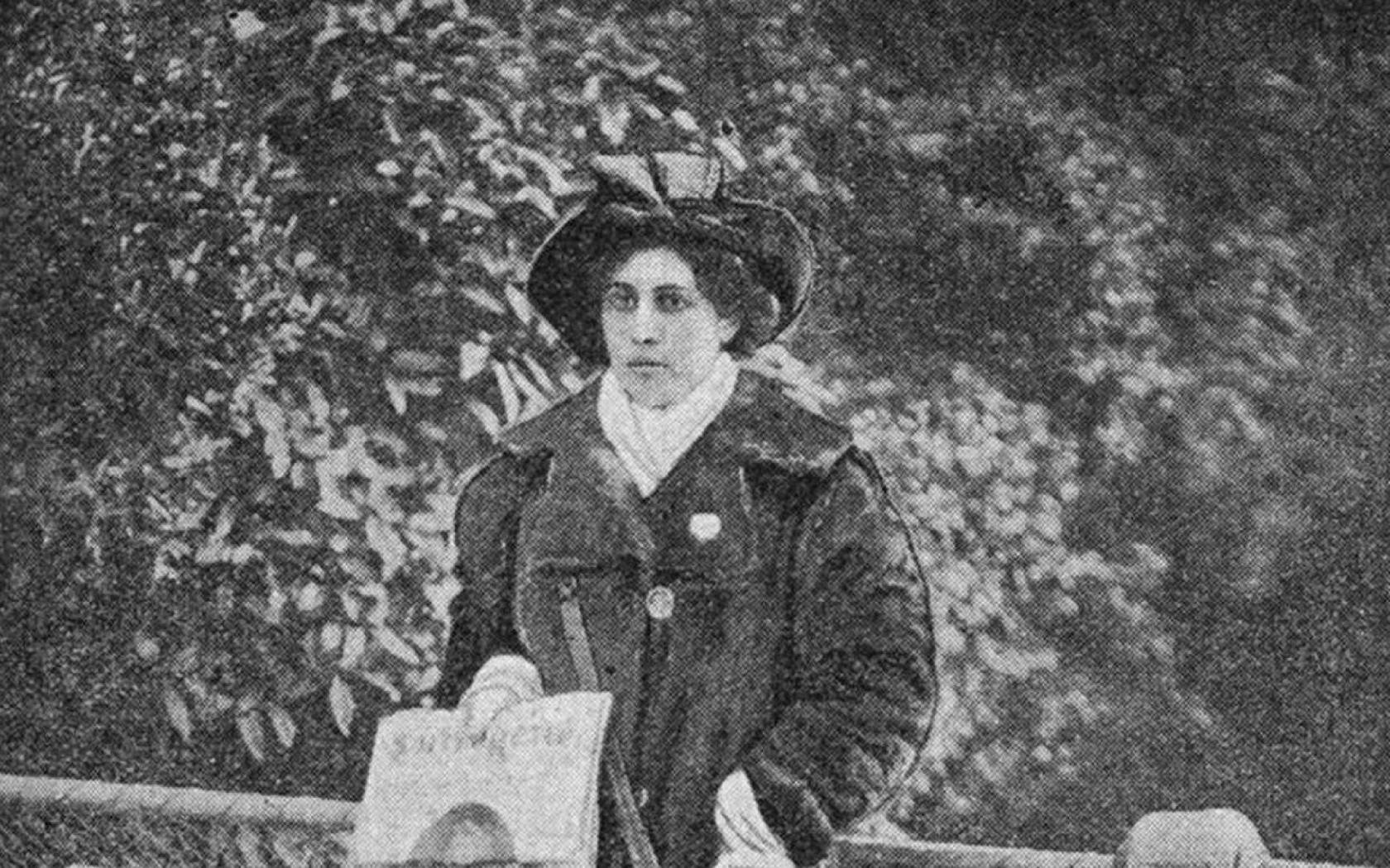 Princess Sophia Duleep Singh selling 'The Suffragette' newspaper outside Hampton Court.