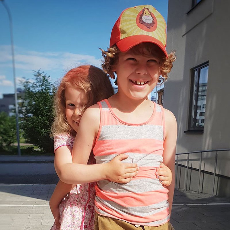 Kajjan Andersson om att läsa med ett autistiskt barn: ”Spara pekböckerna!”