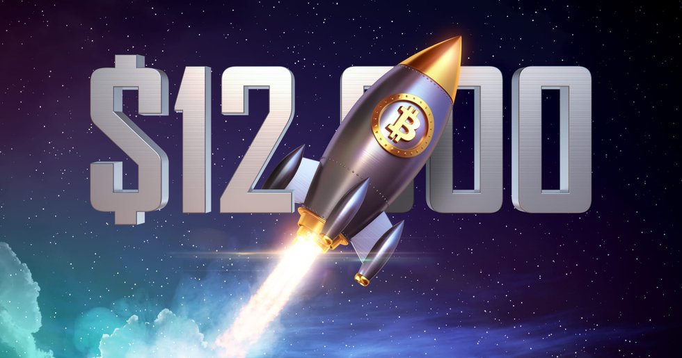 Bitcoinpriset har ökat nästan 5 procent senaste dygnet – närmar sig 12 000 dollar.