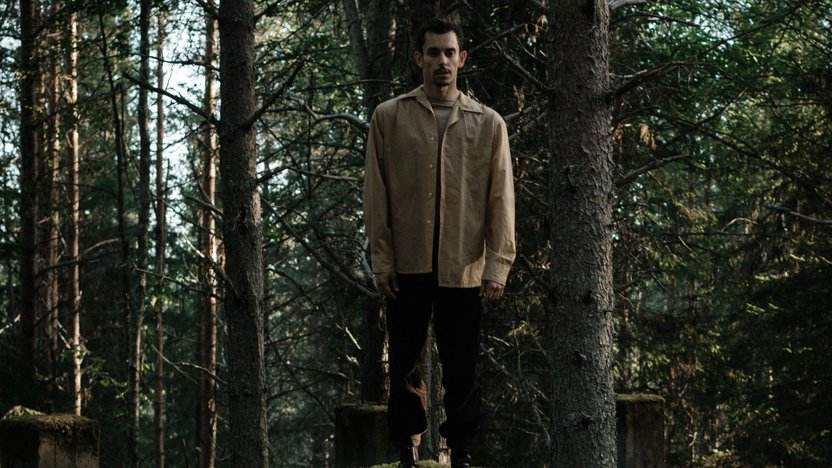 Final_The_Last_Boy_L_Liggande