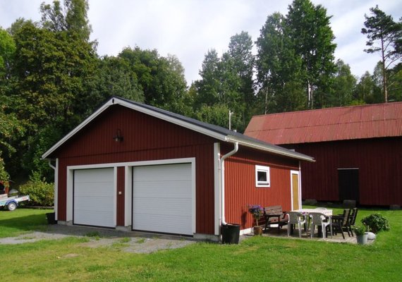 House matching finish garage solution for 2 cars