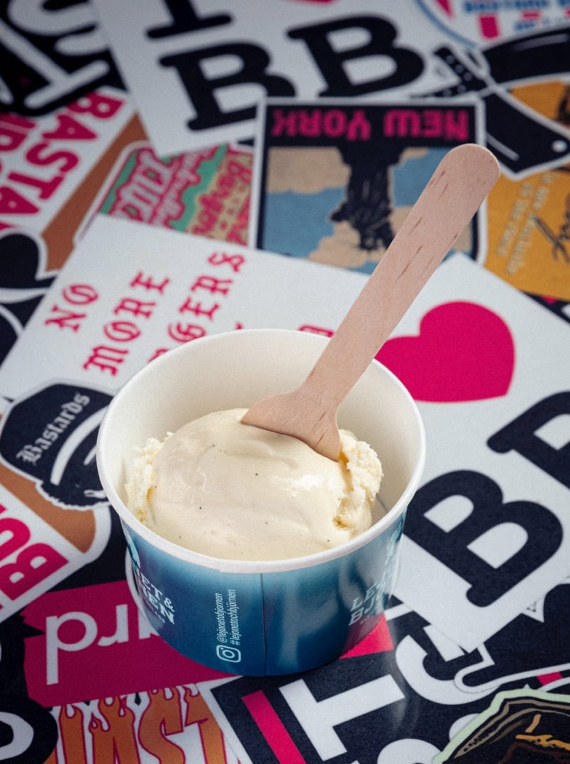 Vegansk glass, Lejonet och Björnen