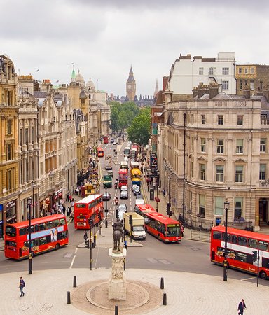 Mind the gap! 7 romaner som utspelar sig i London