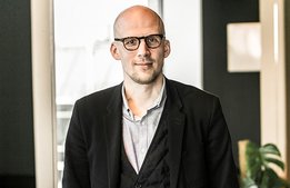 Från liten korvmoj till att koncepta jättearenor