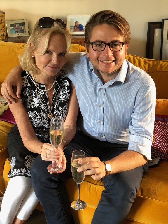 Lucinda Riley och Sonen Harry Whittaker. Foto: privat