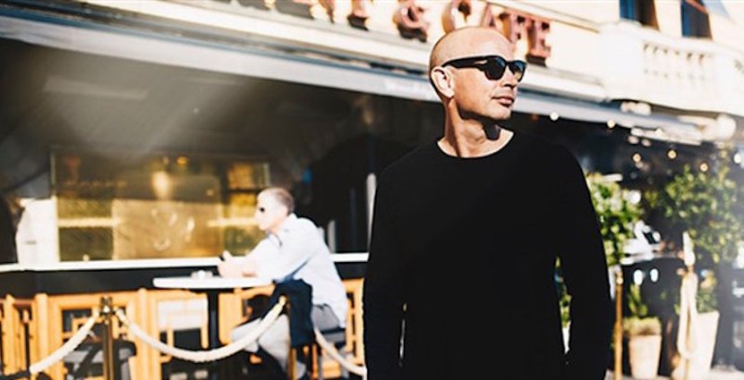 Petter håller 20 gratis spelningar på Strandvägen 1 i höst. 