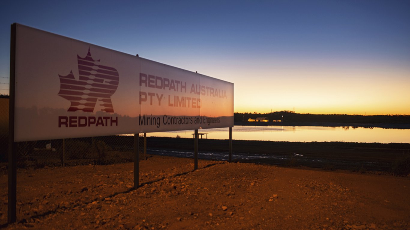 <p>自1962年成立以来，Redpath集团已经在30多个国家提供全方位的采矿解决方案。</p>
