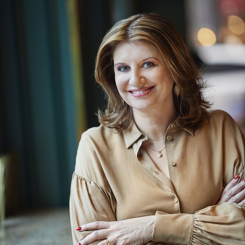 Simona Ahrnstedt kompromissar aldrig med sitt kvinnofokus