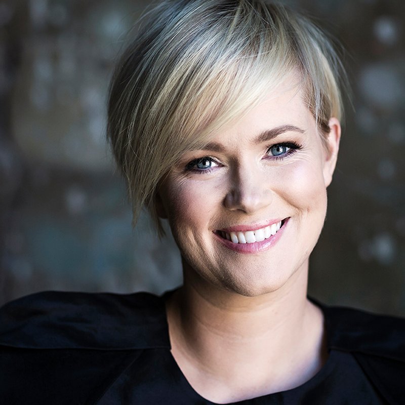 Cecelia Ahern - författaren som älskar att fly till andra världar