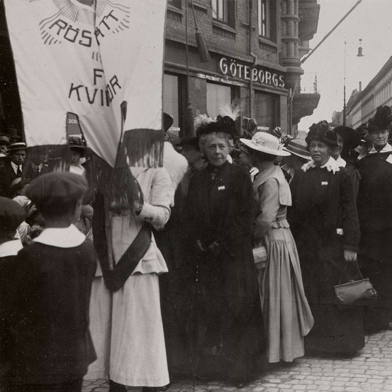 7 böcker för dig som saknar Fröken Friman