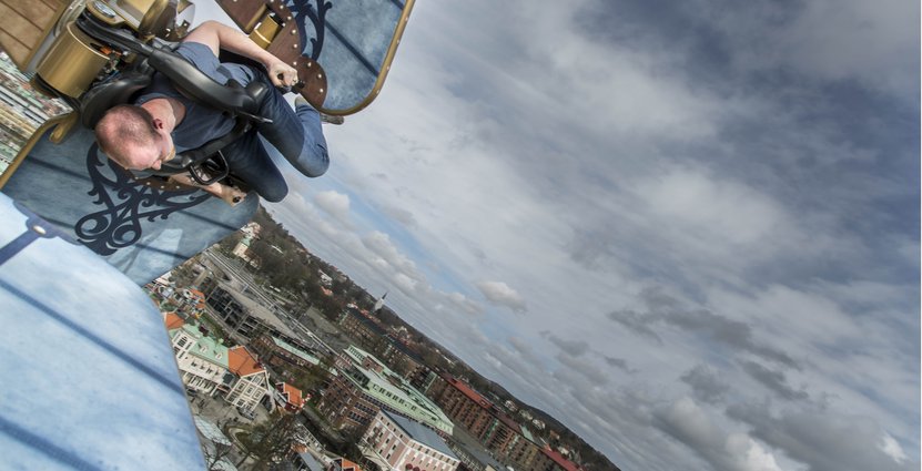 Rasmus Sjögestam provade vingarna i AeroSpin och lyckades få ordentlig snurr på sitt flygplan. 