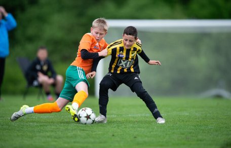 Fotbollspojkar dominerar svensk idrott