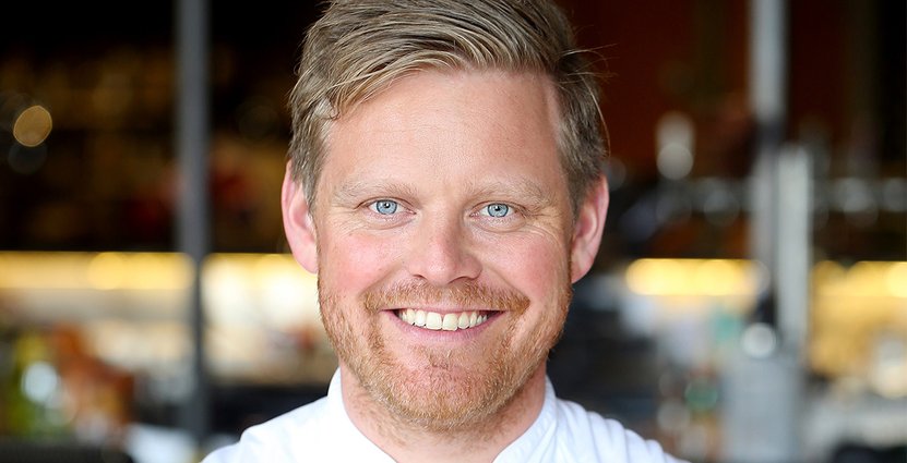 ”Jag vill ’muskla på mig’ och ta mig an nya utmaningar”, säger Patrik Fredriksson om utbildningen Diplomerad Restaurant Manager hos GastroMerit.  
