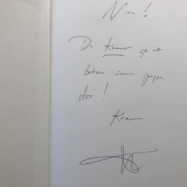 16 fina, knasiga och roliga hälsningar och dedikationer ur böcker