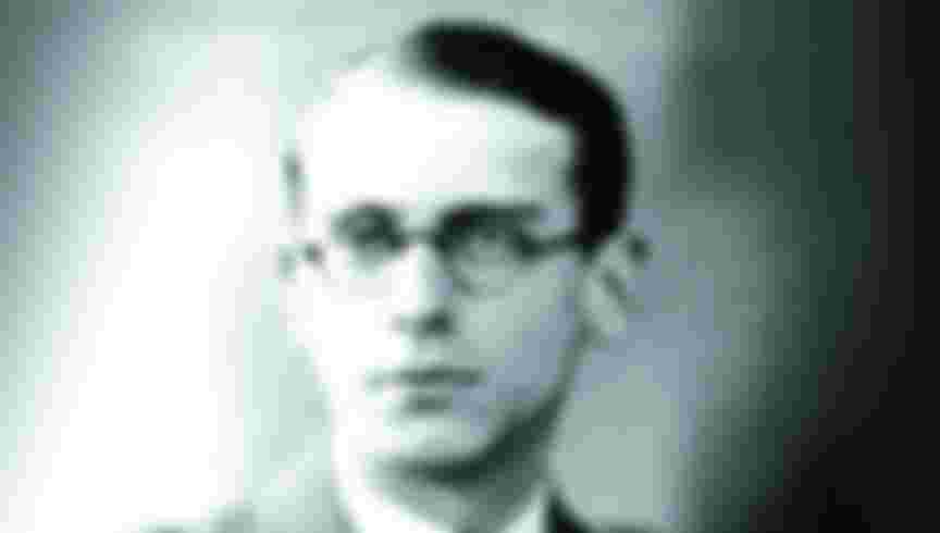 Portrait of Patrick Hamilton, expert chronicler of London’s browbeaten and downtrodden in the interwar and post-war years. Credit: Public Domain