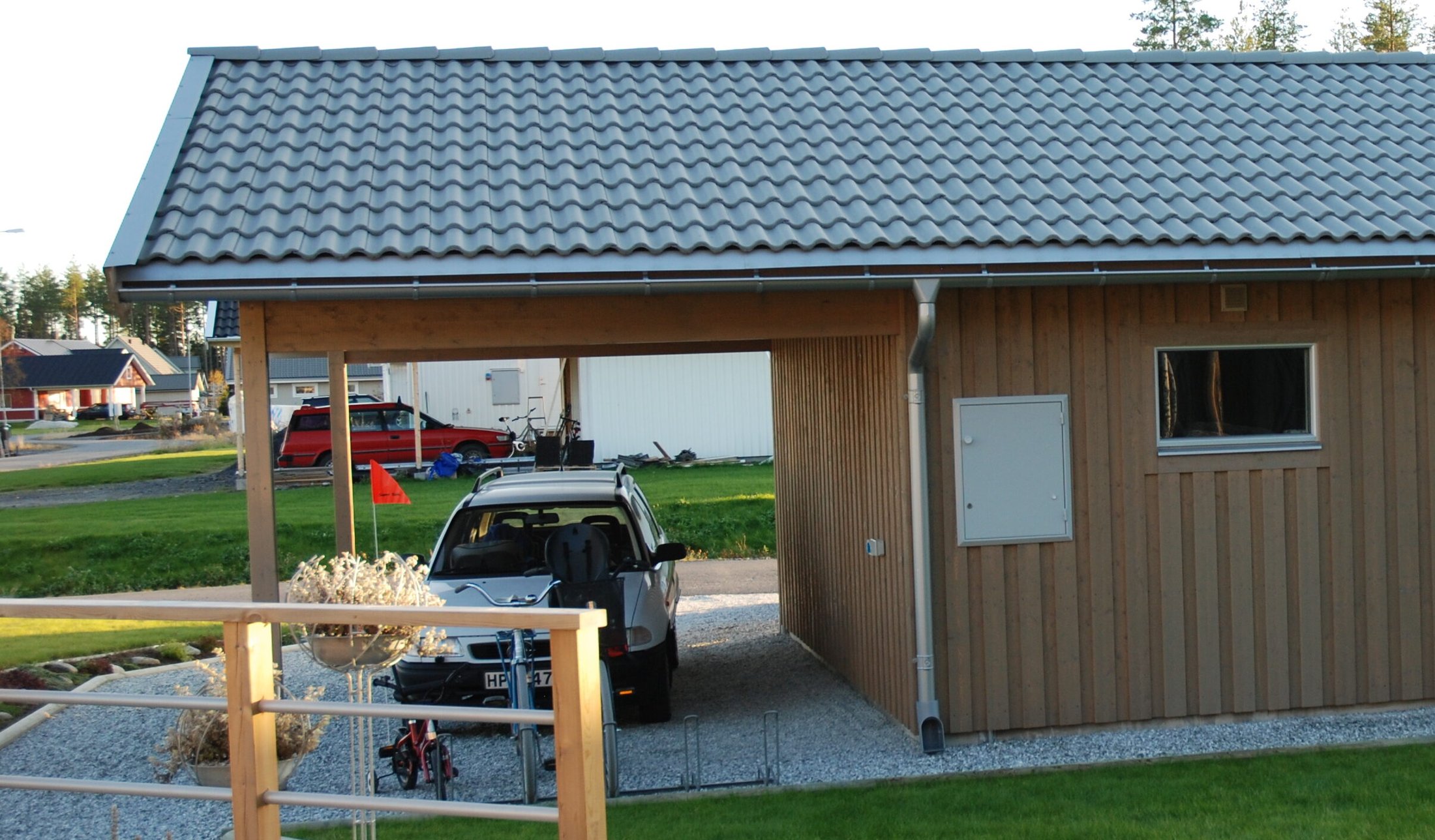 Garage med Carport