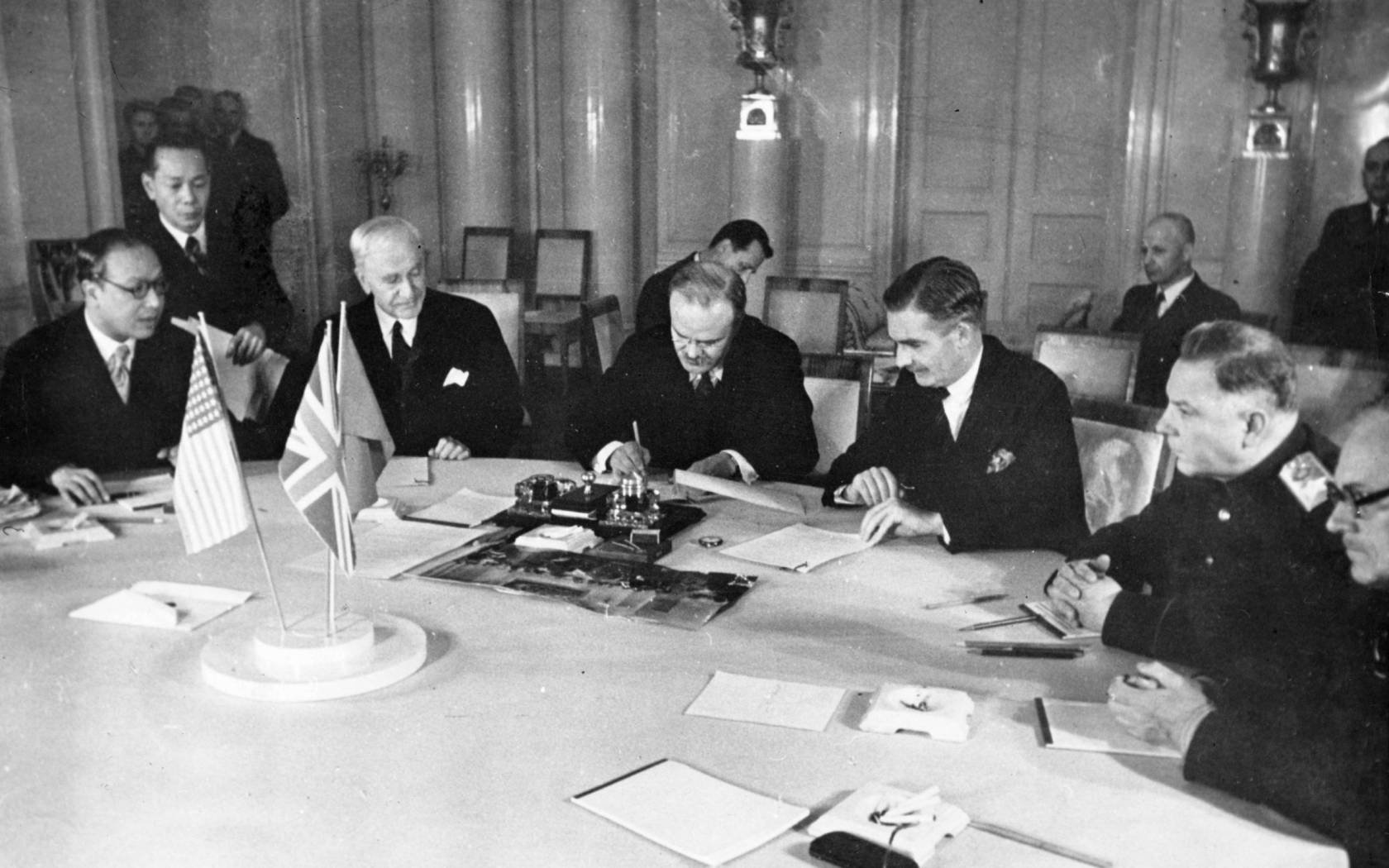 A photograph of Cordell Hull, US Secretary of State, Vyacheslav Molotov, Soviet Foreign Commissar, and Anthony Eden, British Foreign Secretary, at the Third Moscow Conference in 1943.