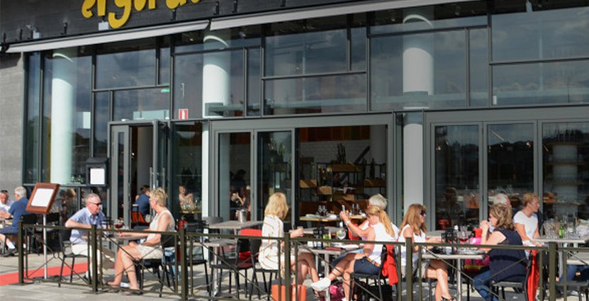 Bildtext: El Gordo är en av Jönköpings många restauranger som nu får sin tillsynsavgift för alkoholförsäljning halverad. Foto: Colourbox
