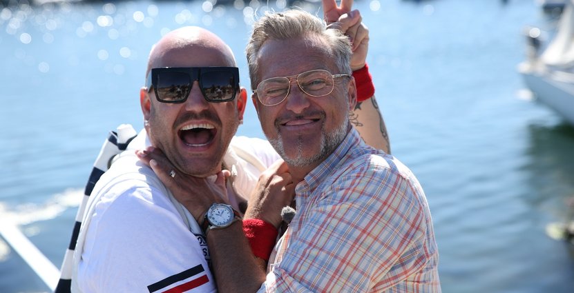 Programledarduon Jonas Hallberg och Tony Irving.  