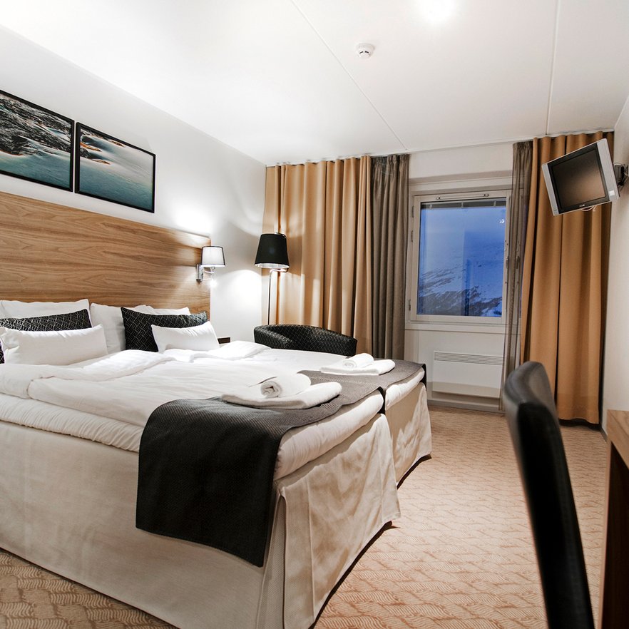 twin dubbelrum p&aring; hotell Fj&auml;llet i ljus inredning