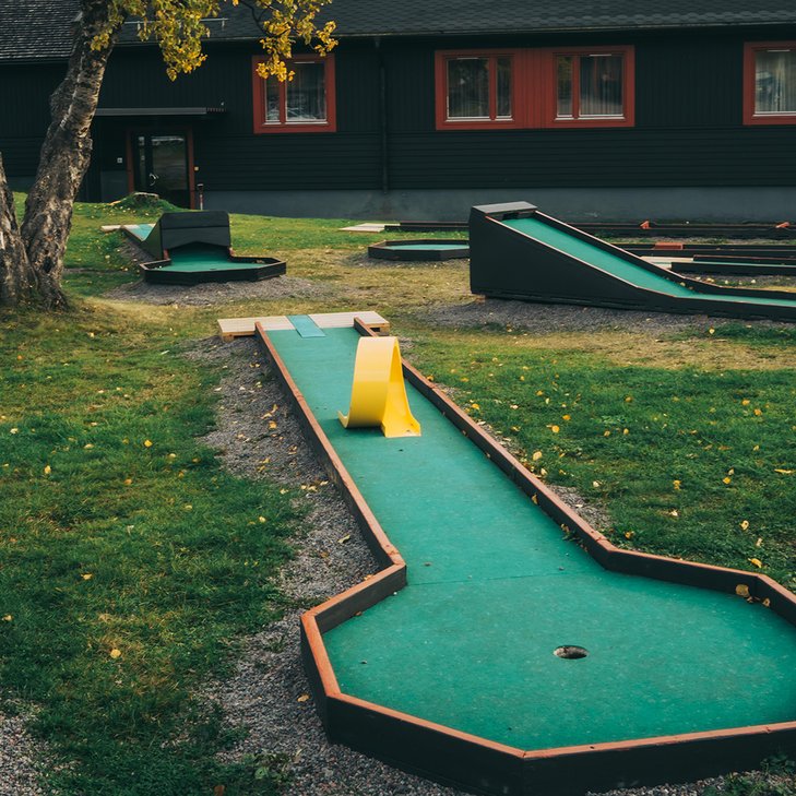 minigolfbana med loop