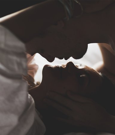 8 svenska kärleksromaner att lägga på att-läsa-listan