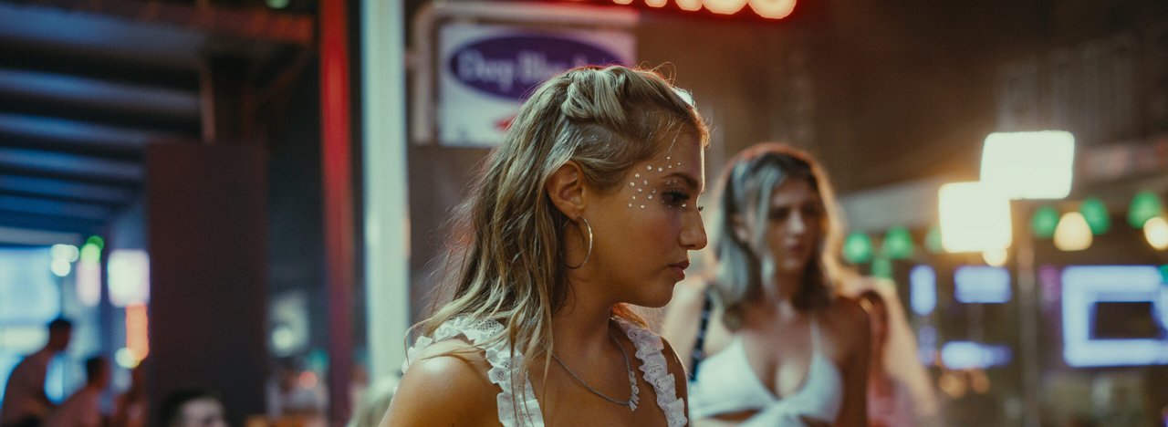 Bronshäst för Bästa regi och Bästa debut till How to Have Sex