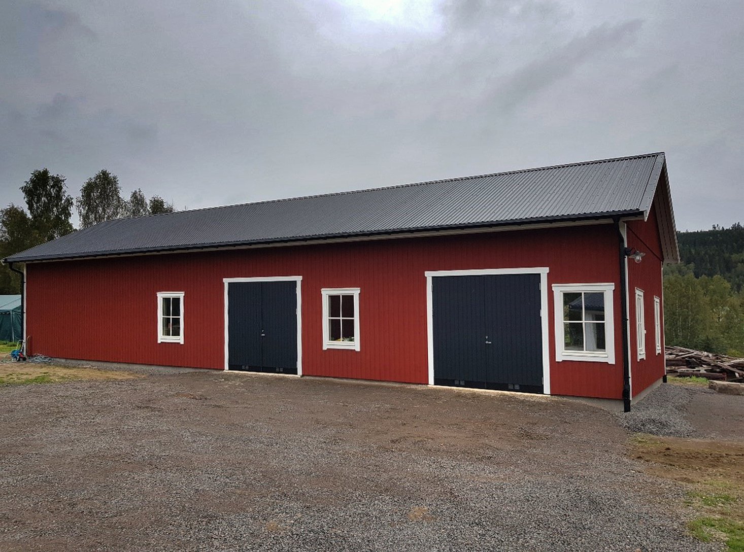 Maskinhall i lantlig stil