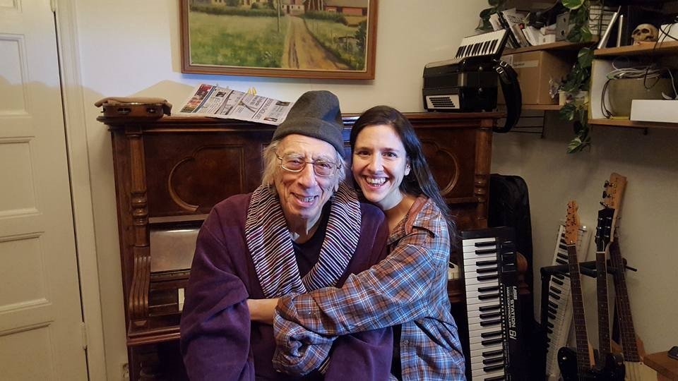 Philomène Grandin med sin far Izzy Young. Foto: Lars Demiann