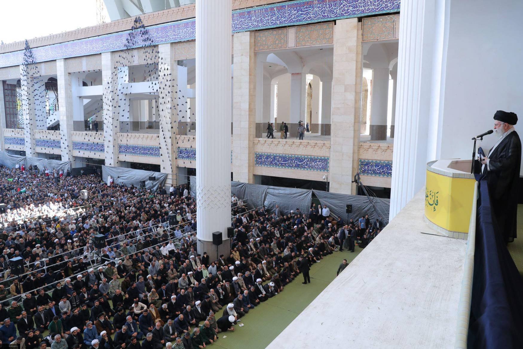 Ayatollah Khamenei during the Friday prayer ceremony in Tehran, October 2024.