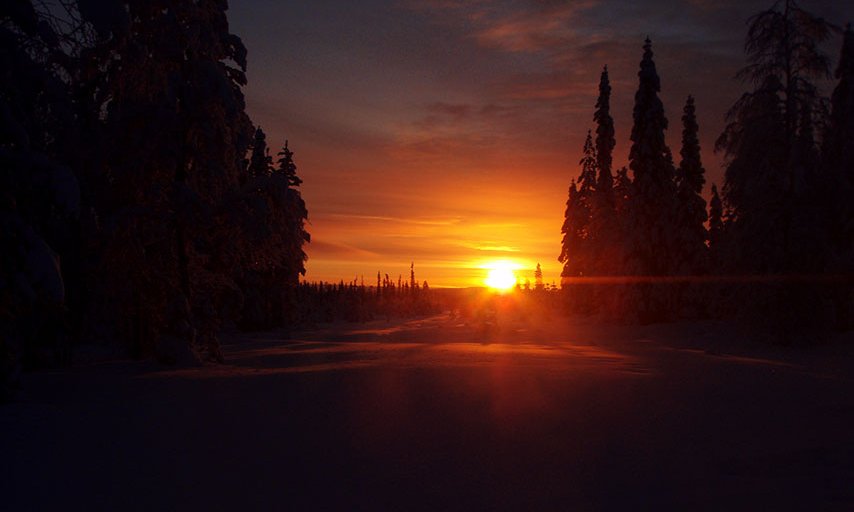 Outdoor North 67 snowshoe mountain