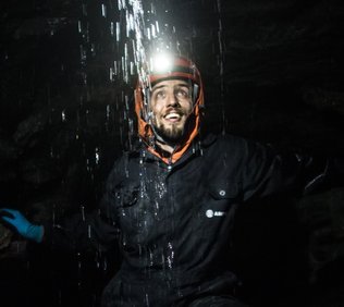 Grottäventyr i Abisko