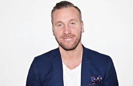Han knep drömjobbet på nya lyxhotellet At Six