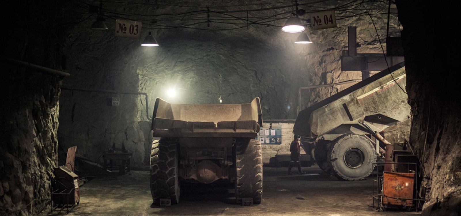 Sandvik has supplied Toro 50 dump trucks and LH 514 loaders to the mine.