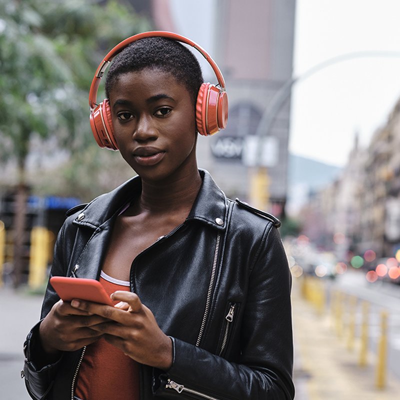 5 ljudböcker inlästa av populära Eva Röse