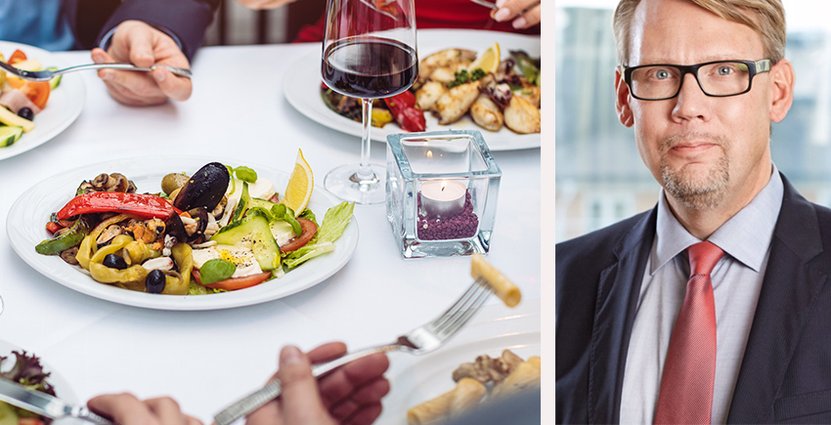 Man får sitta max åtta personer i ett sällskap på restaurang, men det finns inget maxtak för hur många som får boka. 