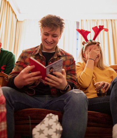 Stora julklappslistan! Vi hjälper dig att hitta rätt bok till rätt person
