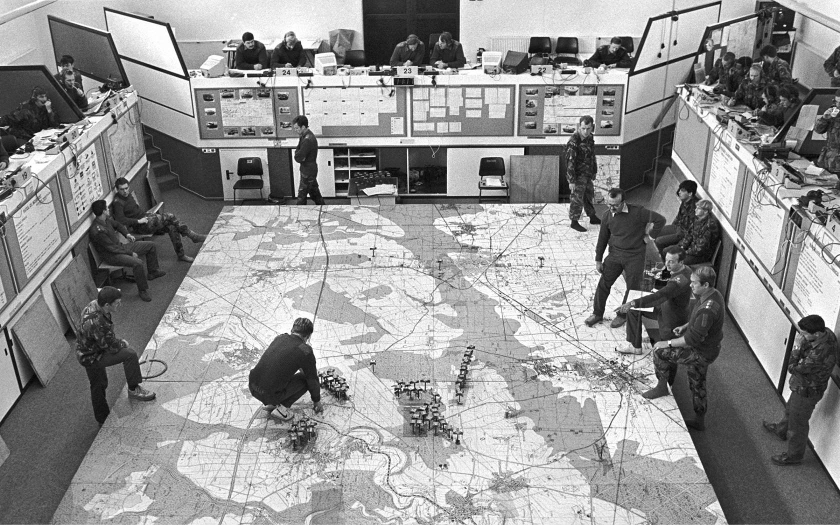 The British Army of the Rhine preparing simulated battlefield plans in preparation for a potential confrontation with the Soviet Union (1986).
