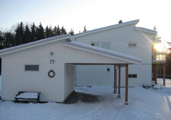 Funkiscarport med förråd