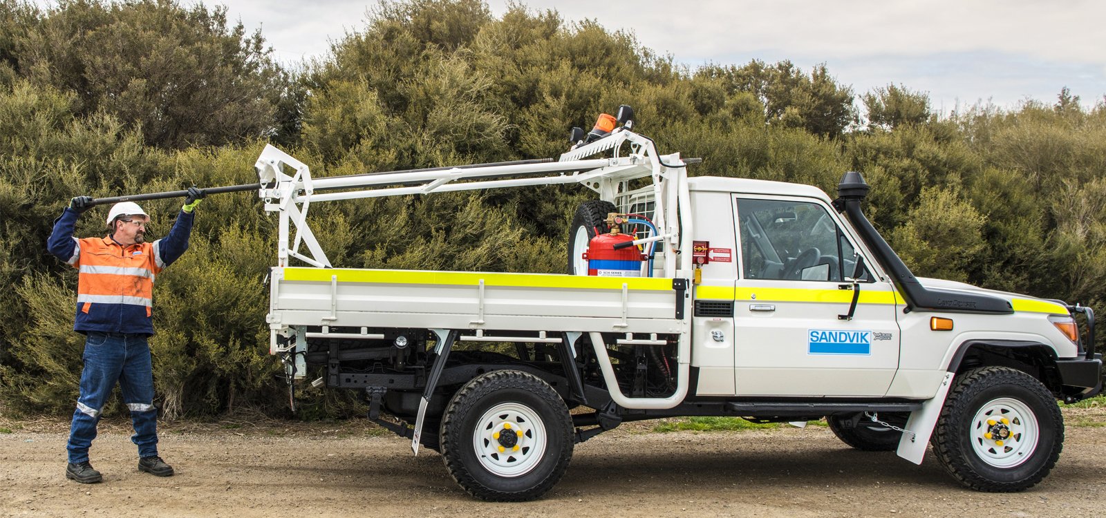 <p>The new design enables personnel to safely transport drill rods without their sliding around or falling off the vehicle.</p>
