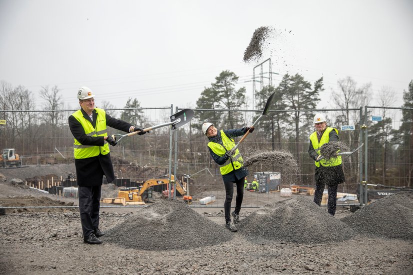 Åke Sundvall och Heba tar spadtag för 199 nya bostäder i Bredäng