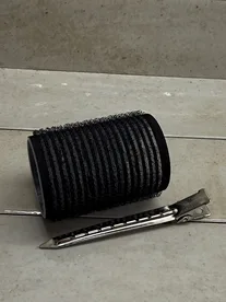 Hårrulle + Klämma för volym & hållbar form