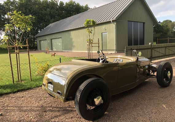 Maskinhall och garage