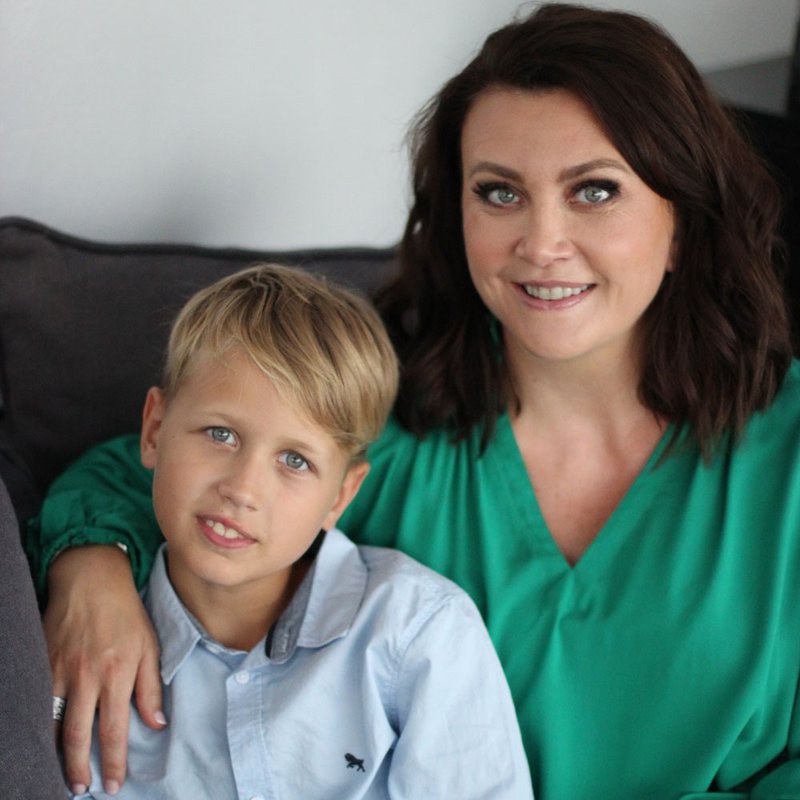 Camilla Läckberg och sonen Charlie: ”Vi jobbar fram böckerna tillsammans”