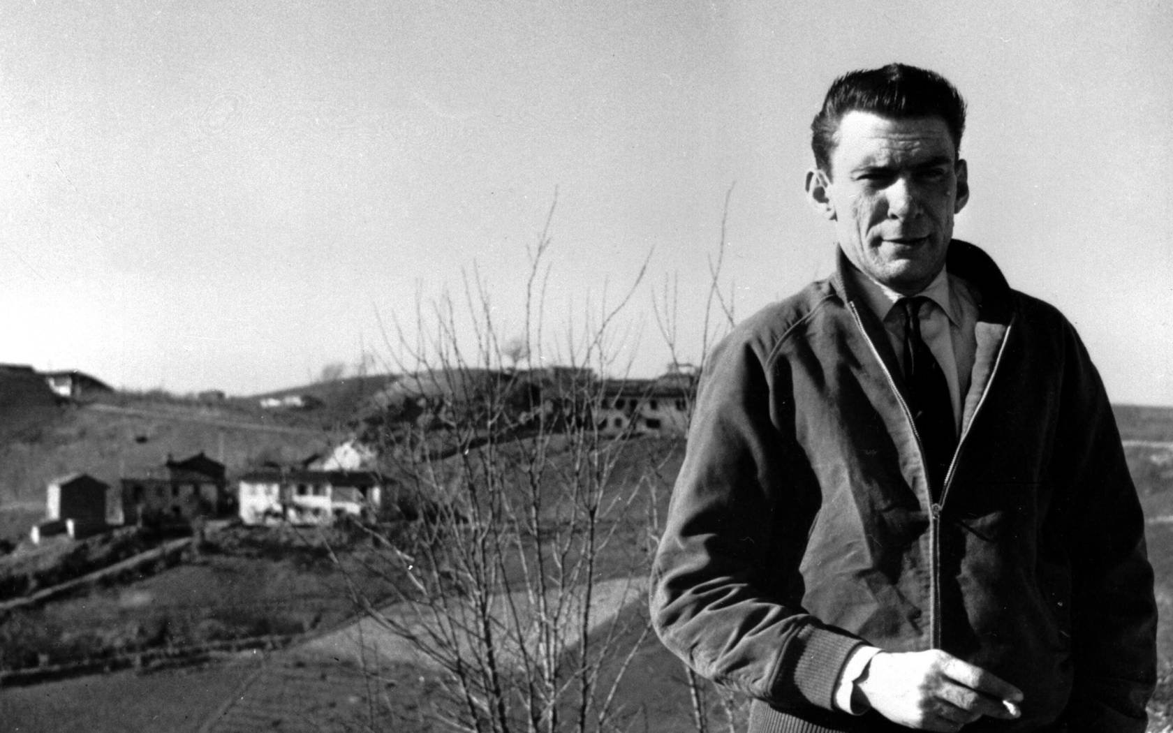 Italian writer Beppe Fenoglio