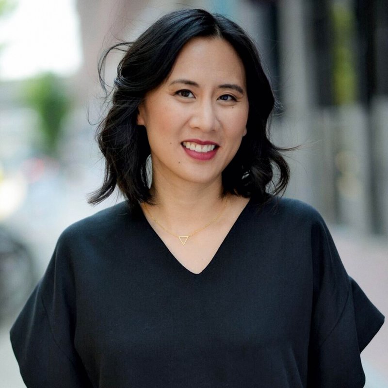 Hon har skrivit romanen Hollywood älskar