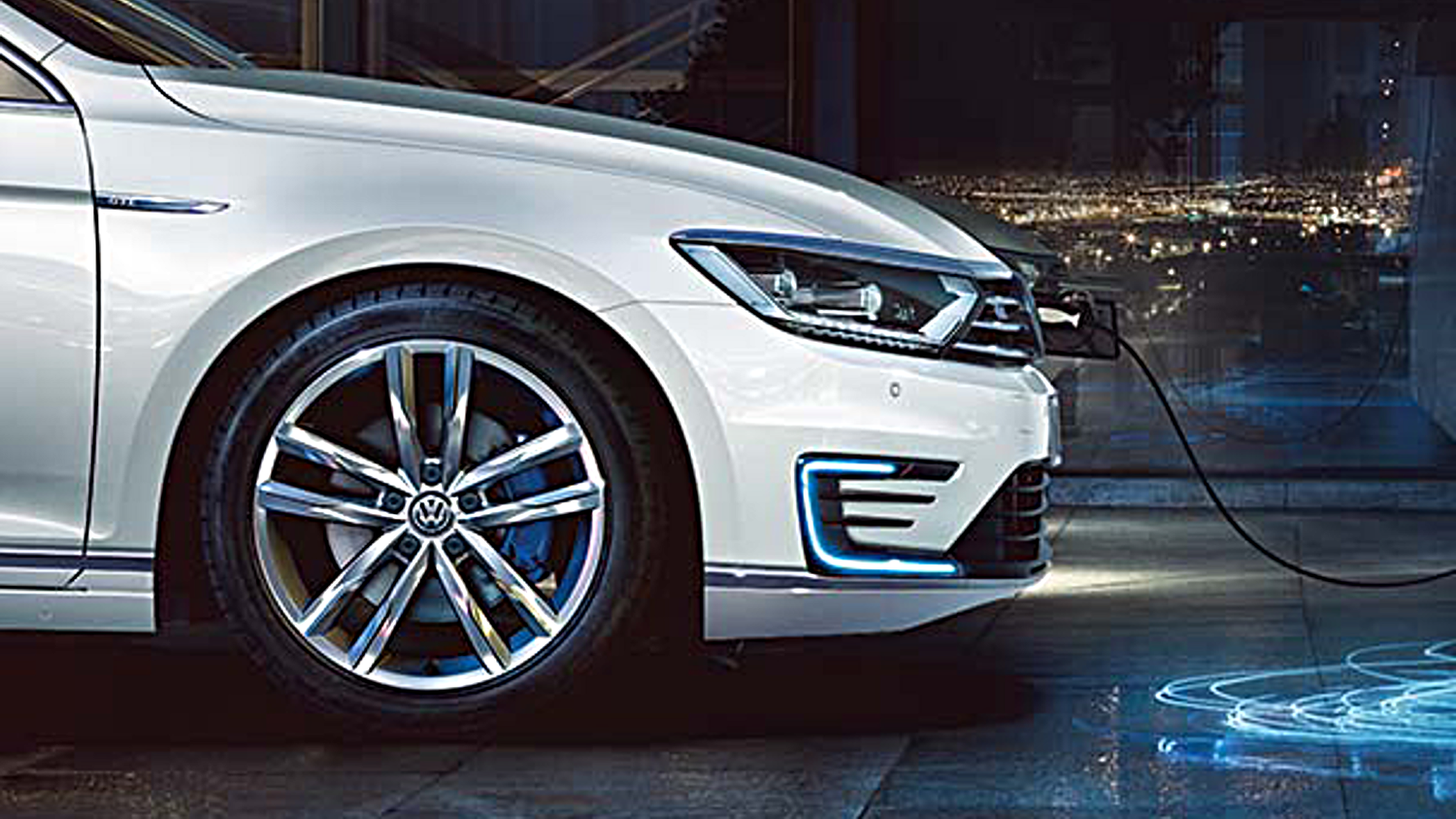Laddhybriden VW Passat GTE ökade mest i juni.